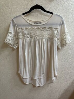 LOFT Ivory Crochet Yoke Short Sleeve Blouse